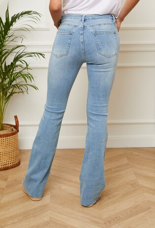 FLARED JEANS LICHTBLAUW